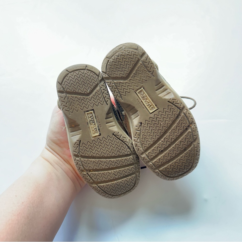 Sperry Boat Shoes - Picture 2 of 6